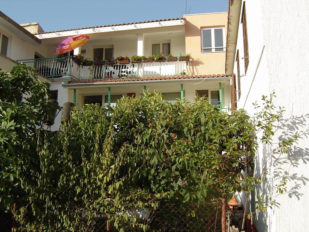 Apartments Danijela Tribunj  Exterior photo